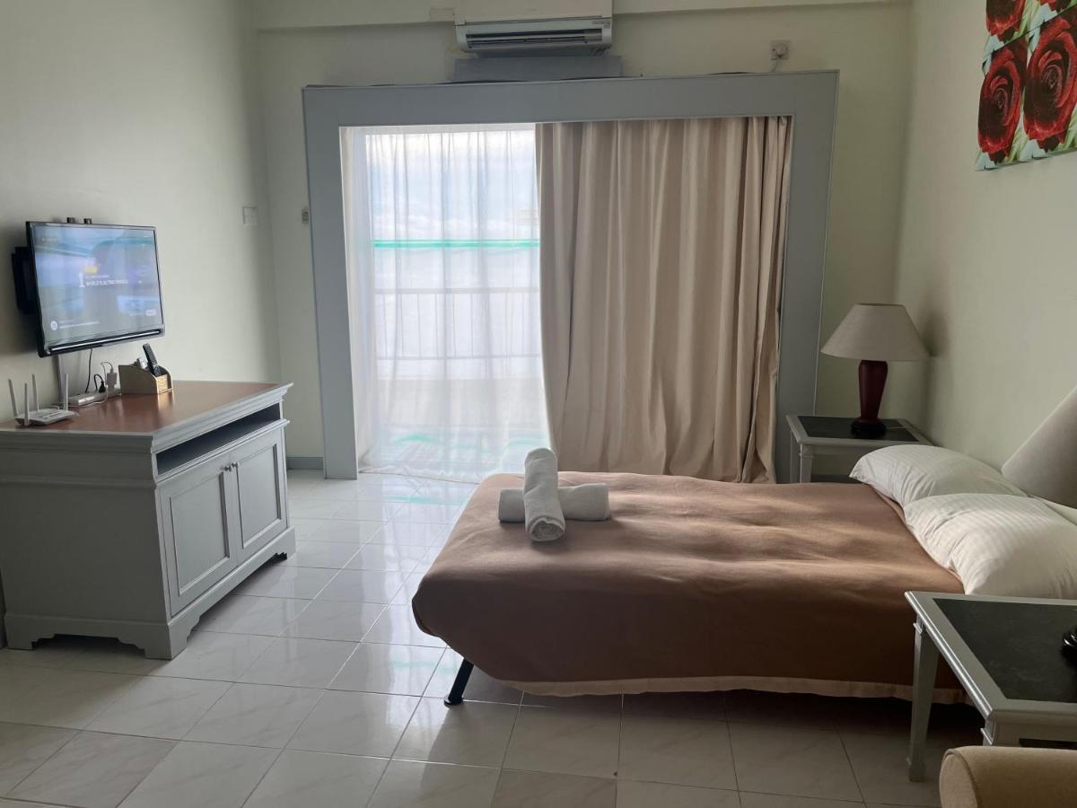 Paradise By The Sea In Penang By Veron At Rainbow Paradise Tanjung Bungah  Buitenkant foto