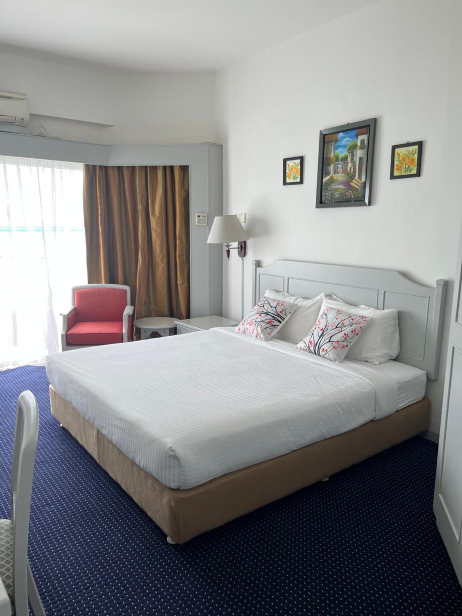 Paradise By The Sea In Penang By Veron At Rainbow Paradise Tanjung Bungah  Buitenkant foto